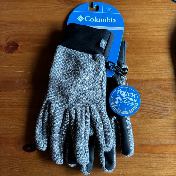 NWT Columbia Burgundy Stretch Beanie / Gray Phone Friendly Cozy Gloves in Large - Picture 8 of 11